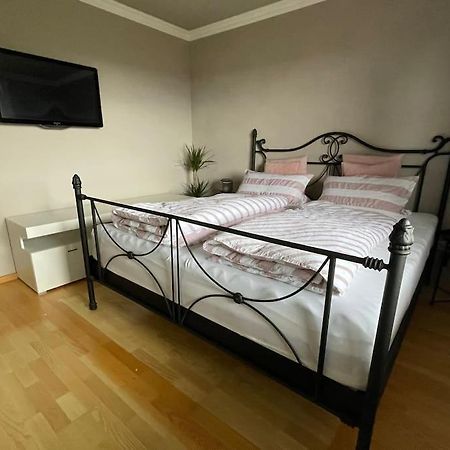 Ferienwohnung Leuchtbergblick Mit Terrasse Und Pkw Stellplatz Eschwege Luaran gambar