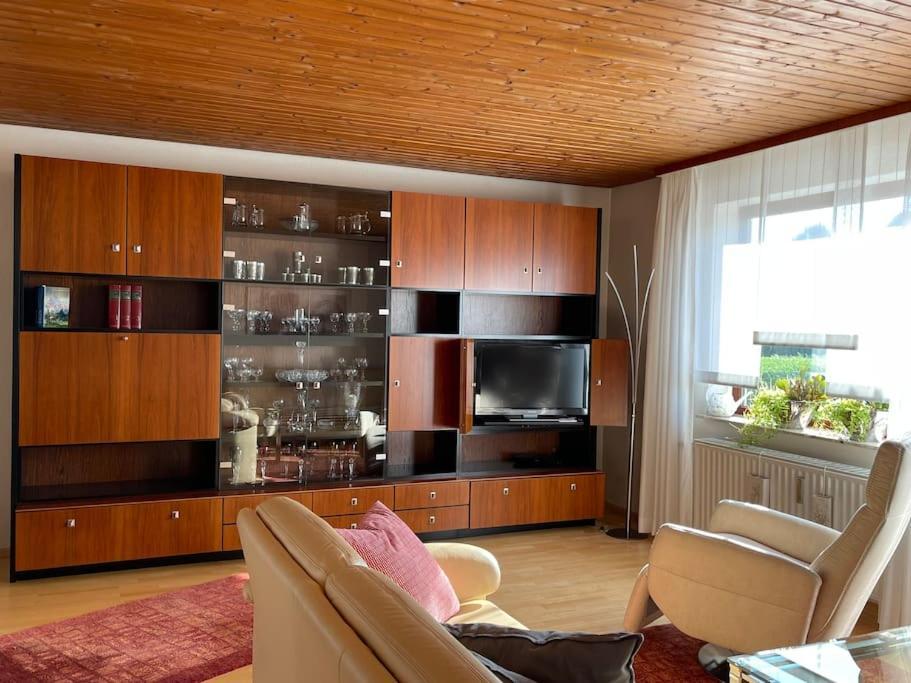 Ferienwohnung Leuchtbergblick Mit Terrasse Und Pkw Stellplatz Eschwege Luaran gambar