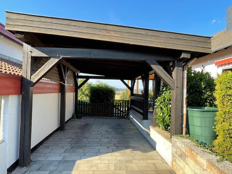 Ferienwohnung Leuchtbergblick Mit Terrasse Und Pkw Stellplatz Eschwege Luaran gambar